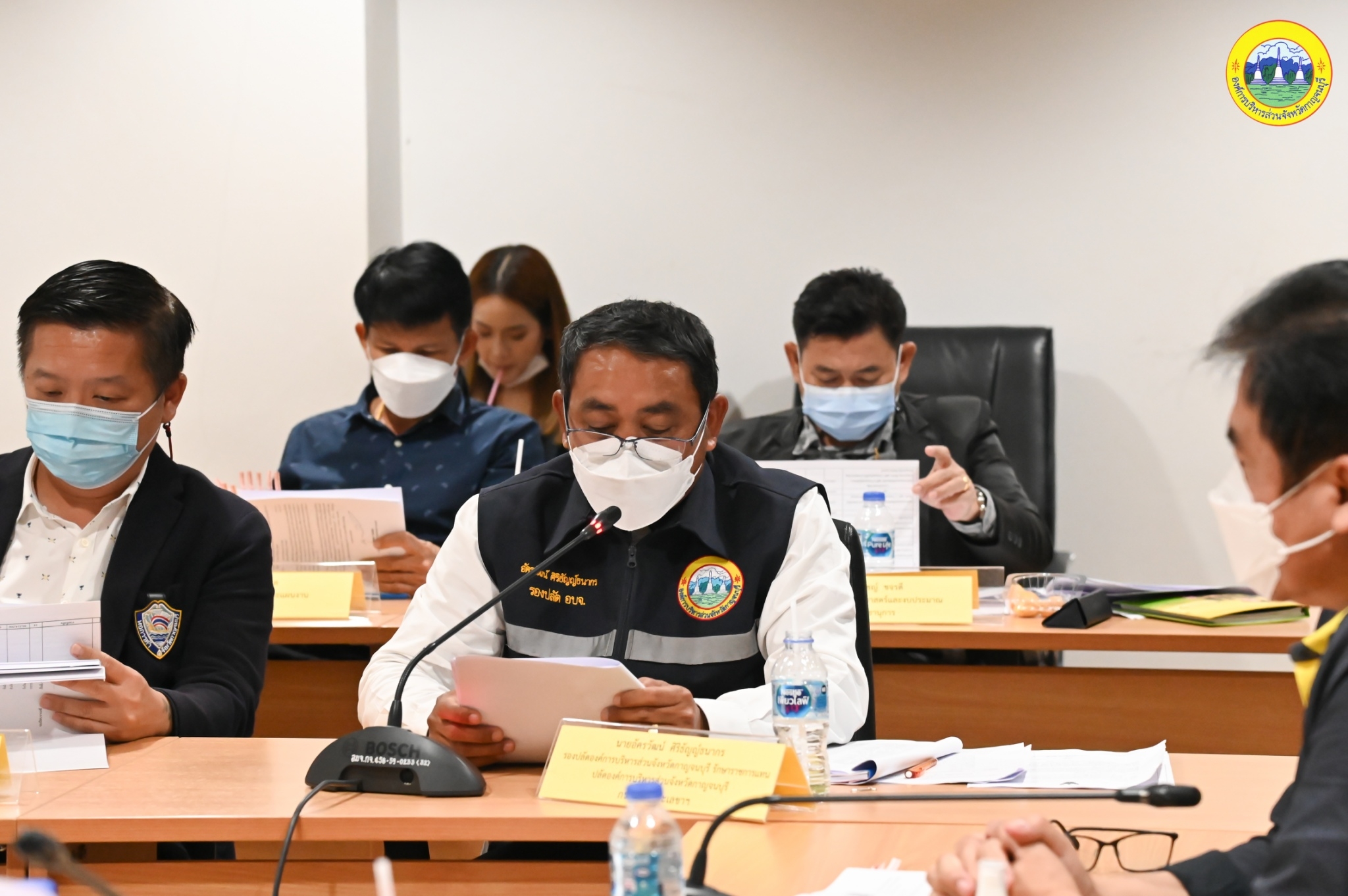 LINE ALBUM ประชมคกก.ประสานแผนพฒนาทองถนระดบจงหวดฯ ๒๒๐๒๑๕ 12
